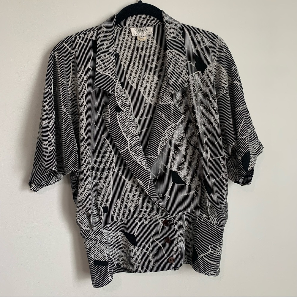 Vintage ABS black and white floral pattern top